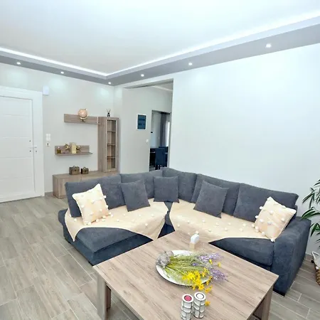 Blue North Luxury Apartment *